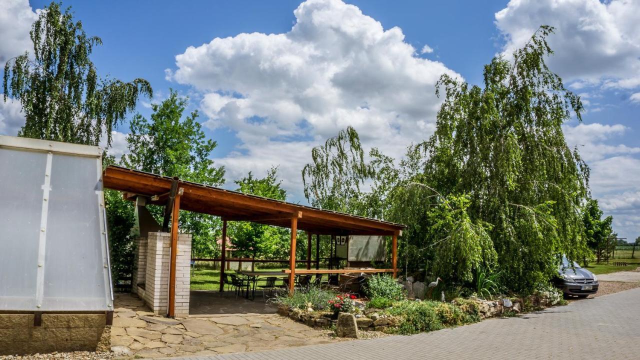 Penzion U Ďáblova kopyta Rakvice Exterior foto